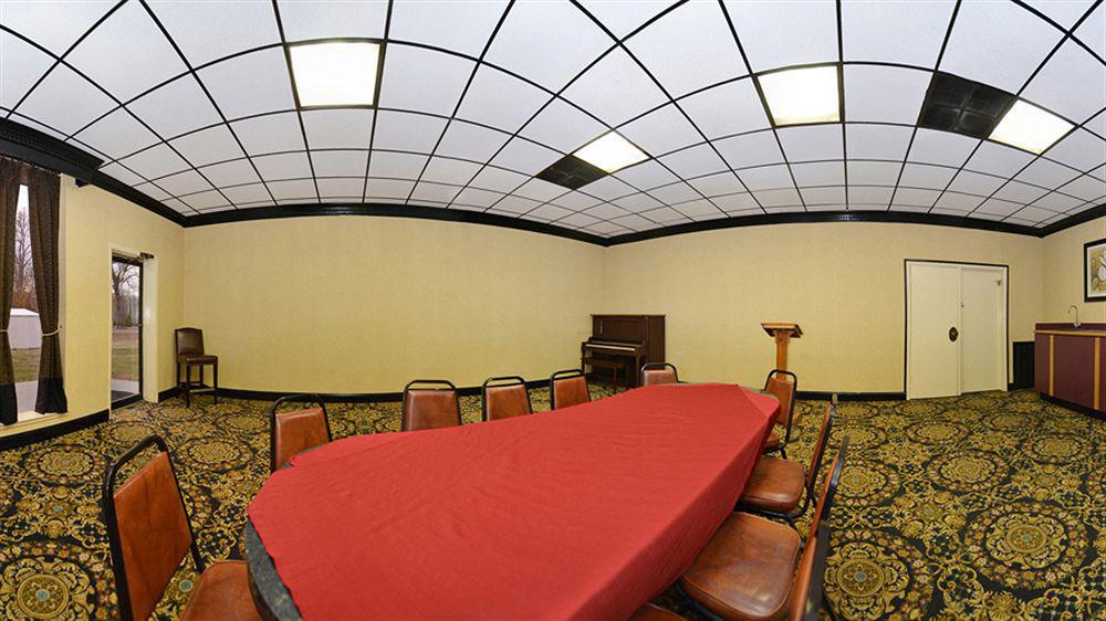 Quality Inn Manchester Bagian luar foto